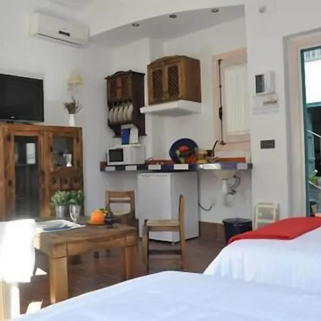 Monkeys Pureza House * Севилья