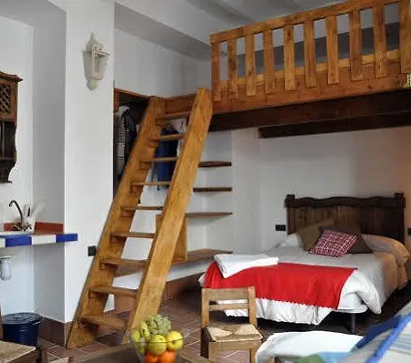Monkeys Pureza House Апартаменты Севилья